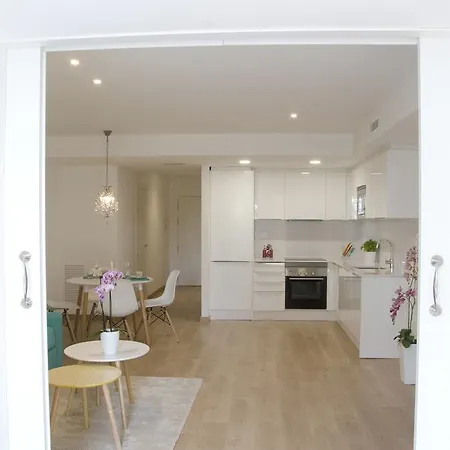 Apartment Suites Rambla Nova 14 *