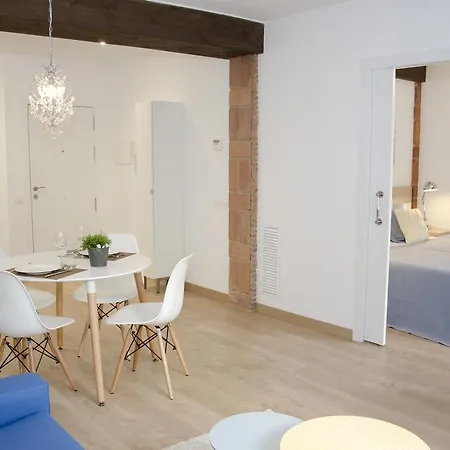 Apartment Suites Rambla Nova 14