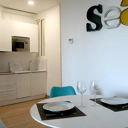 Apartment Suites Rambla Nova 14 *